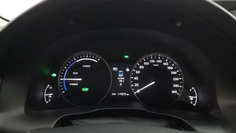 Lexus ES300h