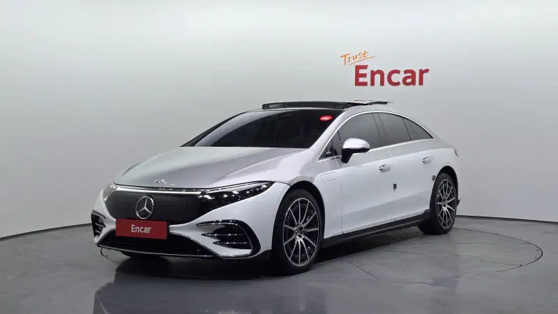 Mercedes-Benz EQS