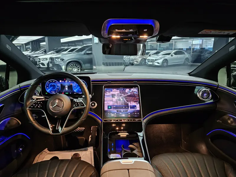 Mercedes-Benz EQS