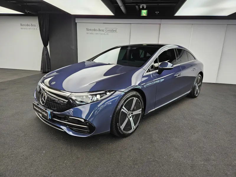 Mercedes-Benz EQS