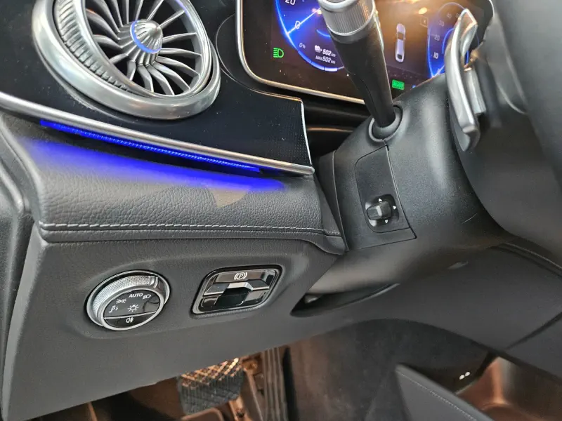 Mercedes-Benz EQS