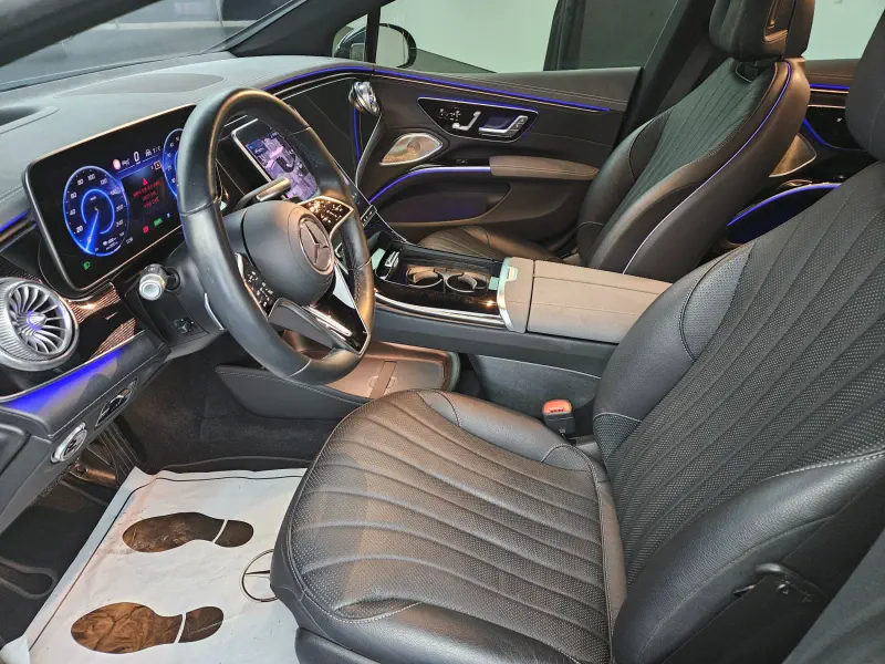 Mercedes-Benz EQS