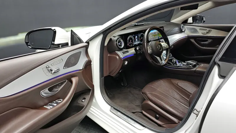 Mercedes-Benz CLS-Class