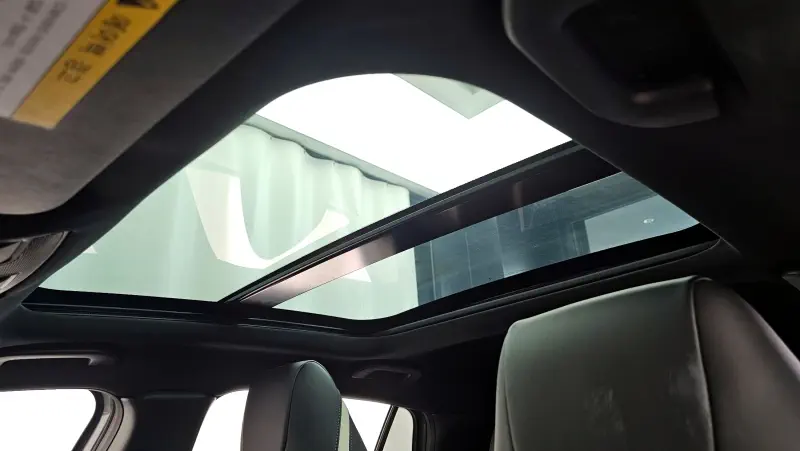 Infiniti Q30