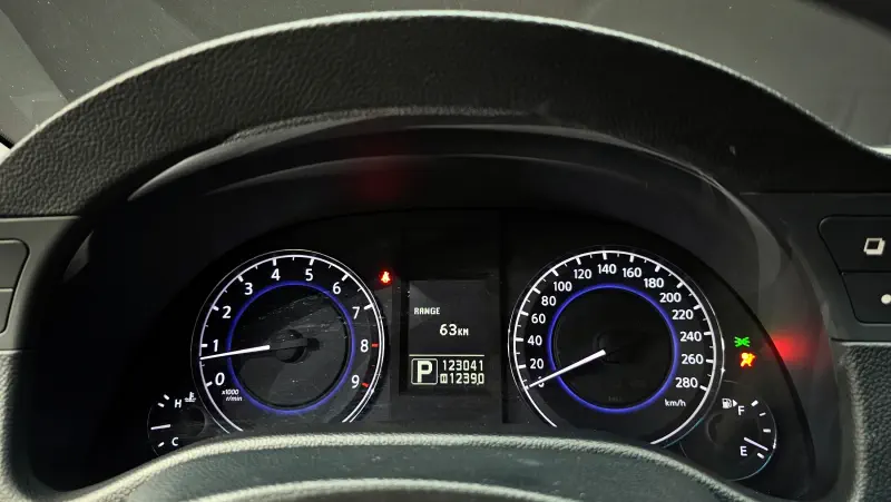 Infiniti G25