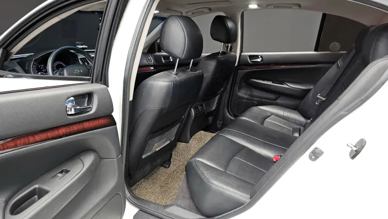 Infiniti G25