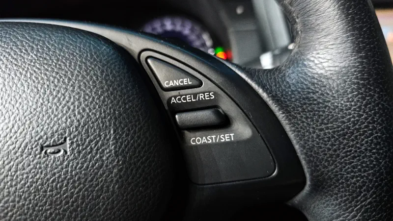 Infiniti G25