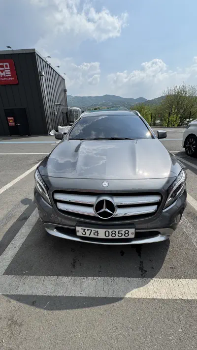 Mercedes-Benz GLA-Class