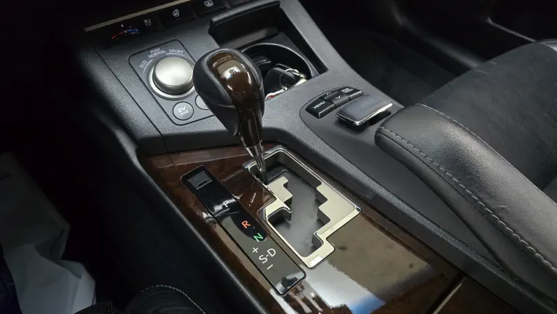 Lexus ES300h