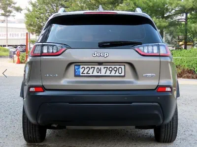 Jeep Cherokee