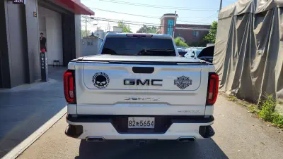 GMC SIERRA