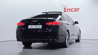 Hyundai Genesis