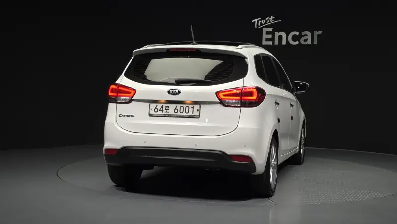 Kia Carens