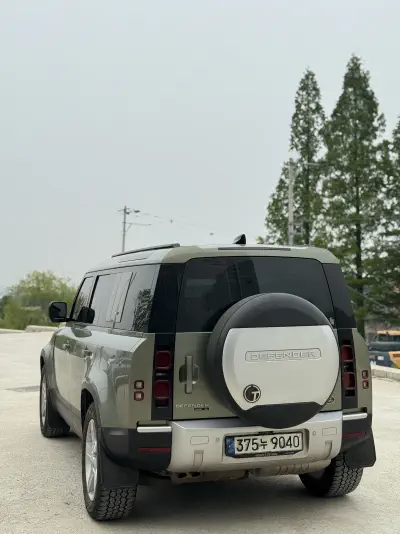 Land Rover Defender