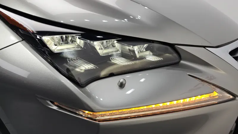 Lexus NX300h