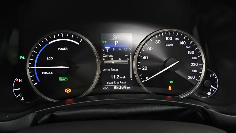 Lexus NX300h
