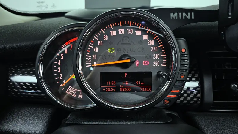 MINI Hatch