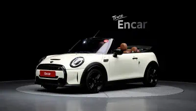 MINI Cooper Convertible