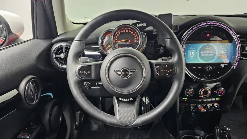 MINI Hatch