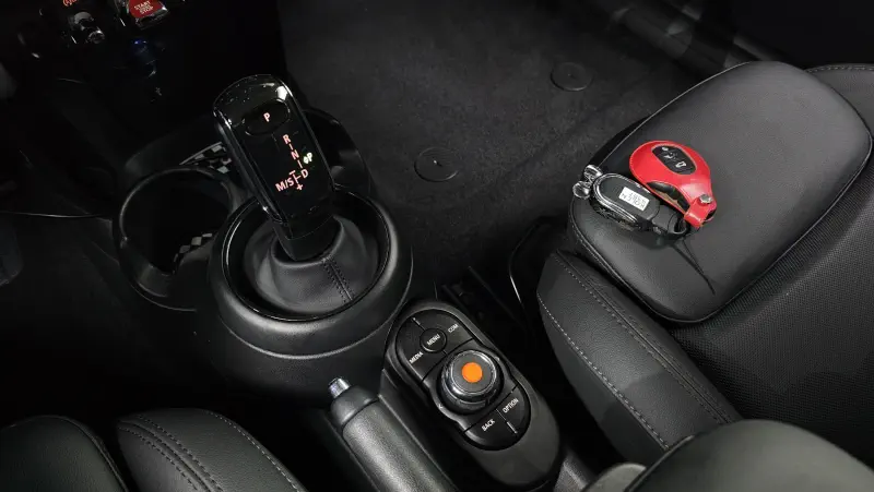 MINI Hatch