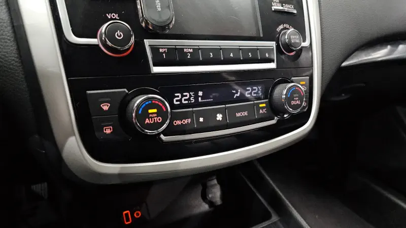 Nissan Altima