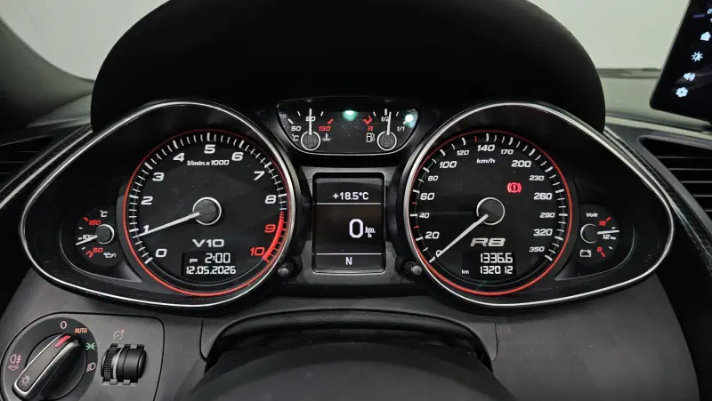 Audi R8