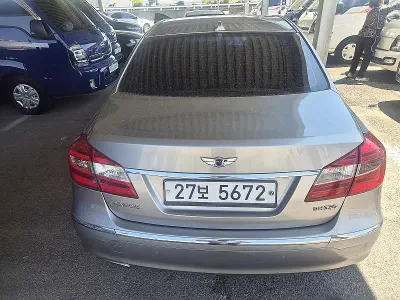 Hyundai Genesis