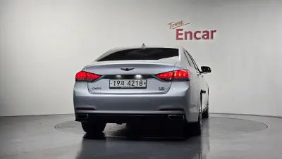 Hyundai Genesis