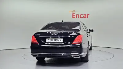 Genesis EQ900