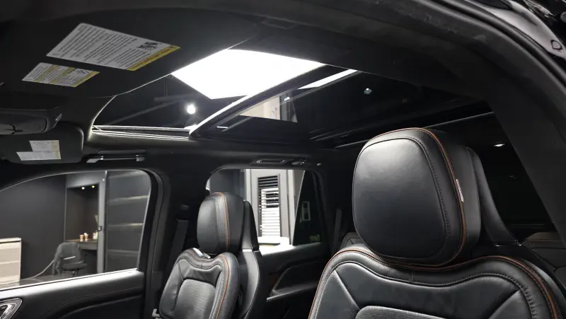 Lincoln Navigator