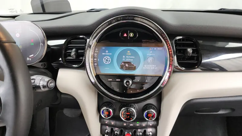 MINI Hatch