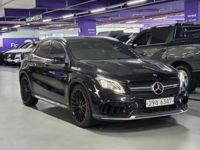Mercedes-Benz GLA-Class