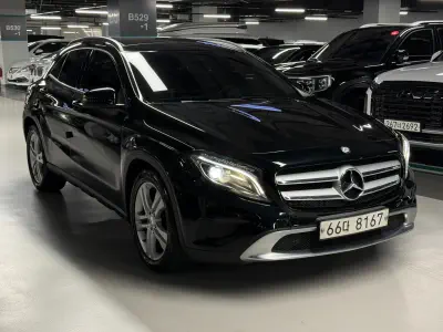 Mercedes-Benz GLA-Class