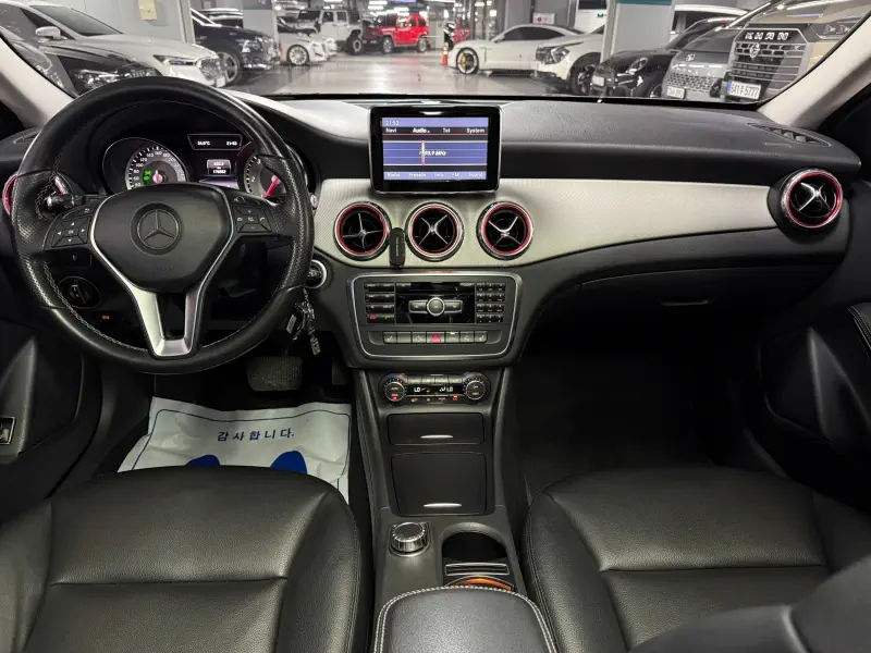 Mercedes-Benz GLA-Class