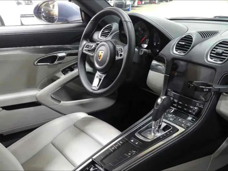 Porsche Cayman