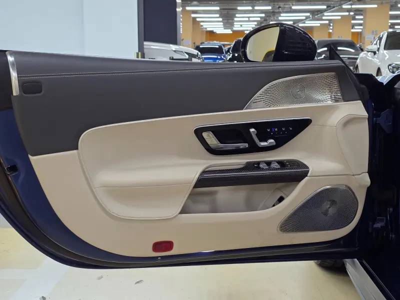 Mercedes-Benz SL-Class