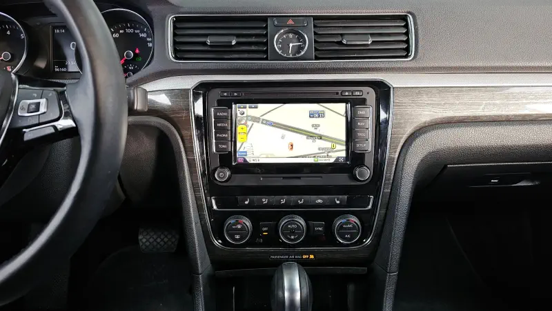 Volkswagen Passat