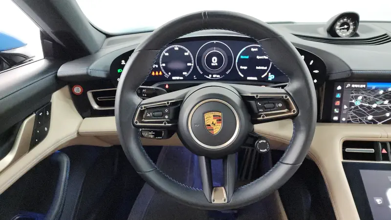 Porsche Taycan