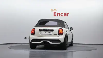 MINI Cooper Convertible