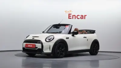 MINI Cooper Convertible