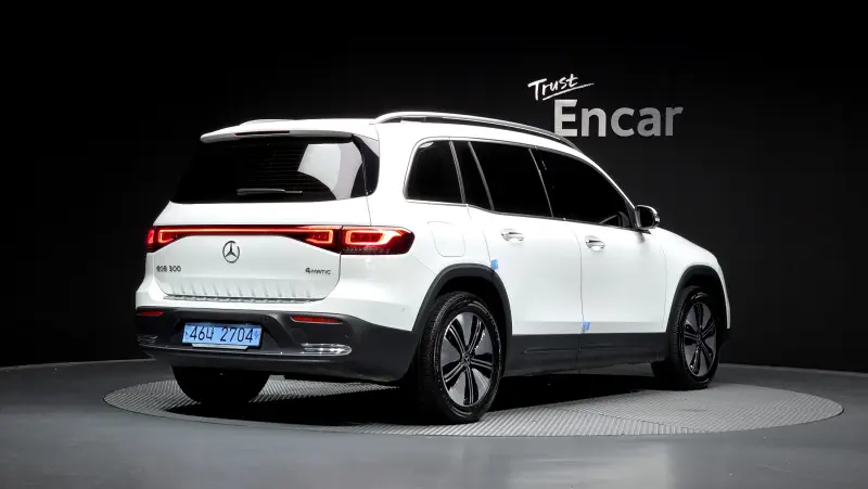 Mercedes-Benz EQB