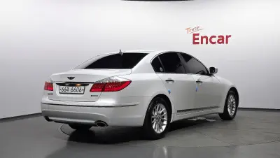 Hyundai Genesis