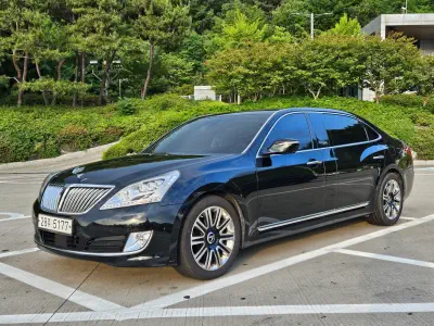 Hyundai Equus