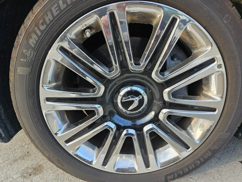 Hyundai Equus