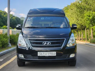 Hyundai Grand Starex