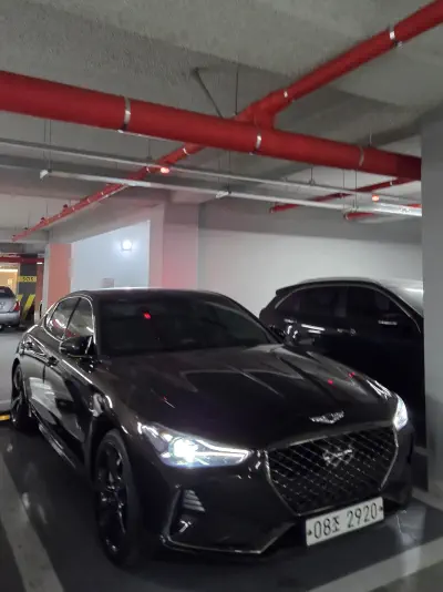 Genesis G70