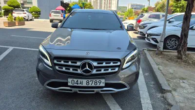 Mercedes-Benz GLA-Class