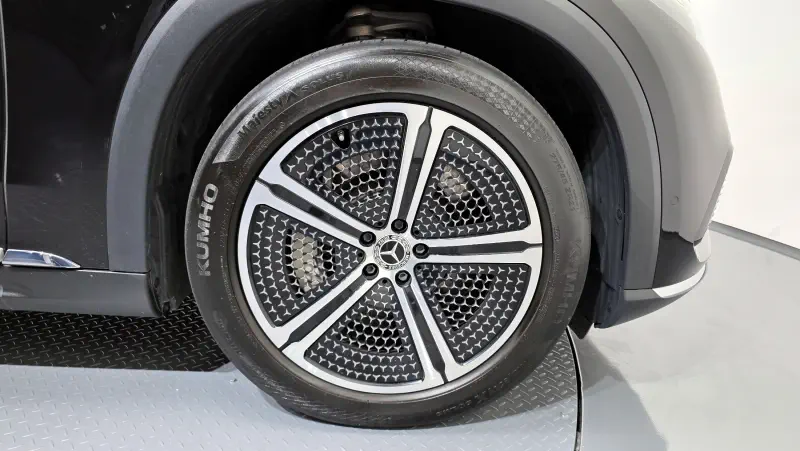 Mercedes-Benz EQS SUV