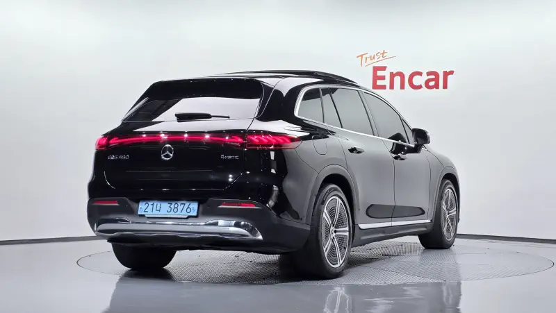 Mercedes-Benz EQS SUV