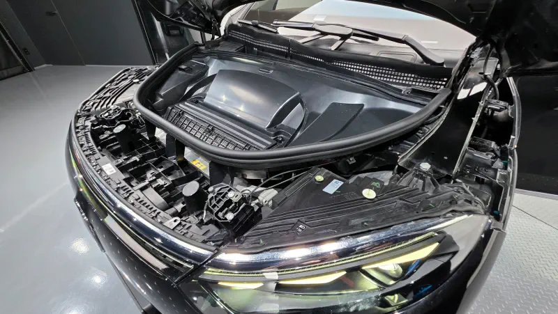 Mercedes-Benz EQS SUV